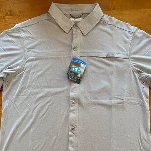 Adult Medium Men’s Columbia PFG Slack Tide Camp Short Sleeve Shirt